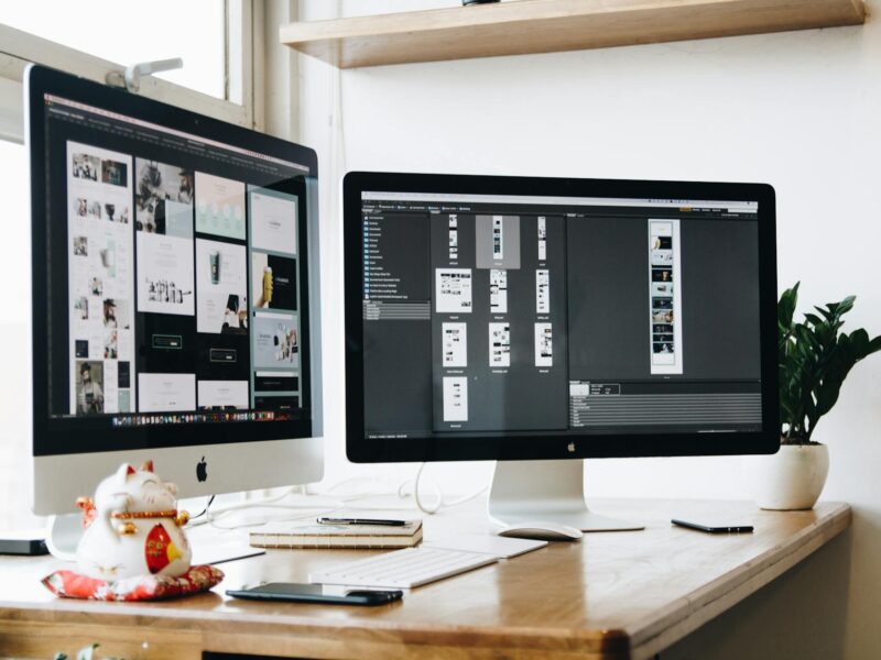 silver and black imac s